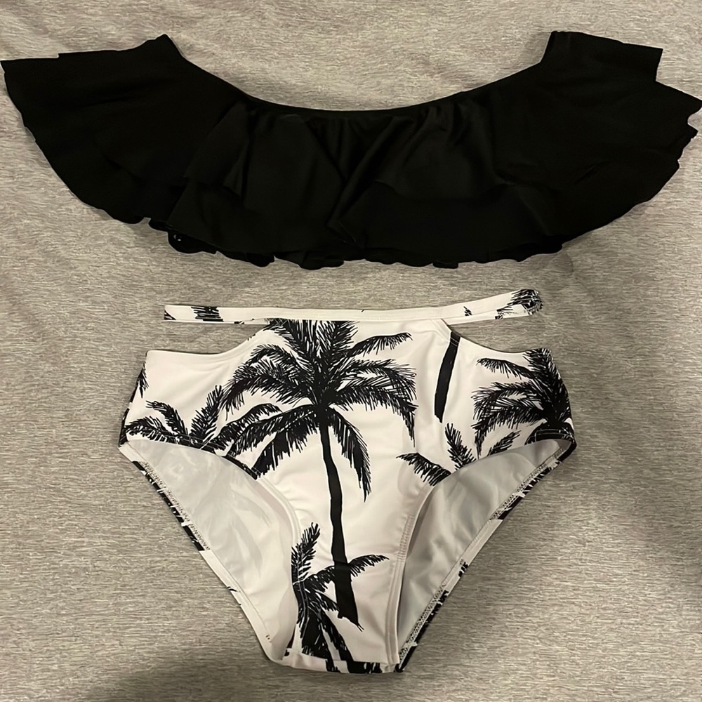 Patpat two piece off the shoulder top with palm print bottom - mama and mini